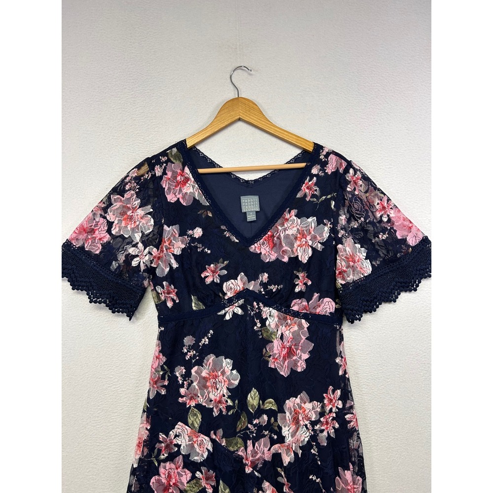 Romantic Floral Rabbit Rabbit Rabbit Designs Womens 12 Navy Lace V-Neck Dress - Picture 8 of 10